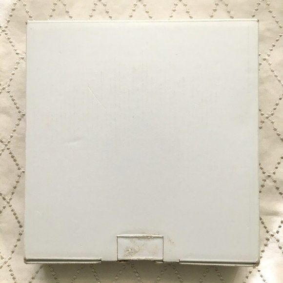 Assassin's Creed III Liberation PlayStation Vita Wi-Fi Bundle PS Vita 10… - Picture 2 of 16